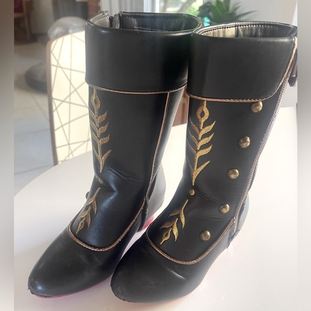 Little kids Anna frozen costume boots size 9/10